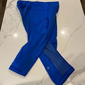 Lululemon - used- no tag- fits size 8/10